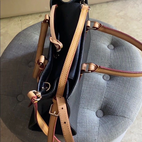 Dooney & Bourke Purse and Wallet/Clutch - Picture 6 of 9